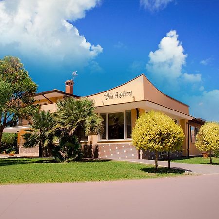 Hotel Villa Aurora Latina Zewnętrze zdjęcie