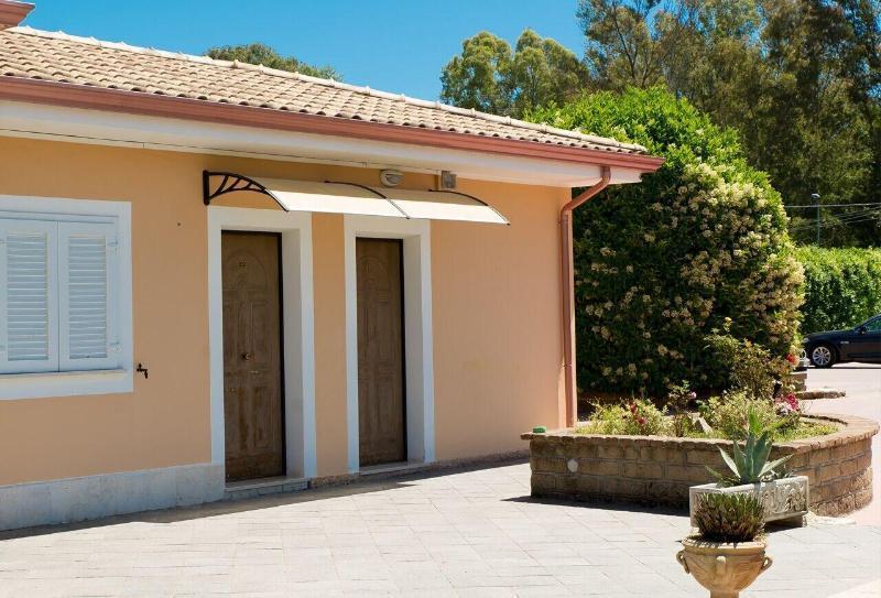Hotel Villa Aurora Latina Zewnętrze zdjęcie