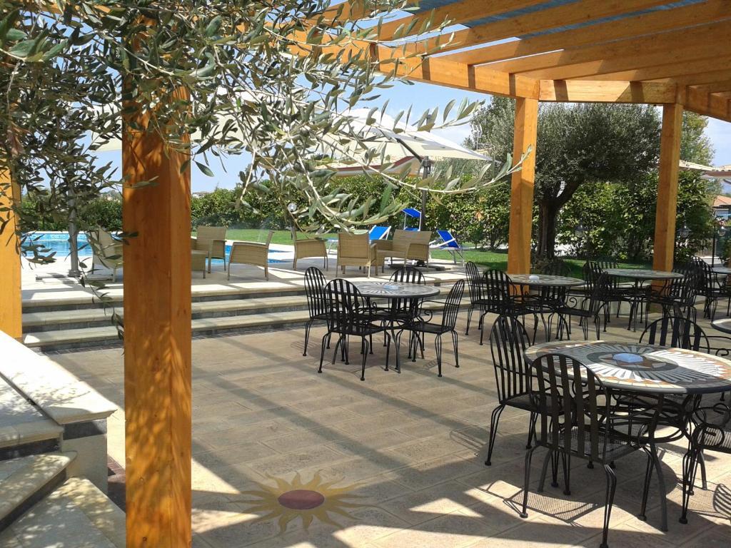 Hotel Villa Aurora Latina Zewnętrze zdjęcie