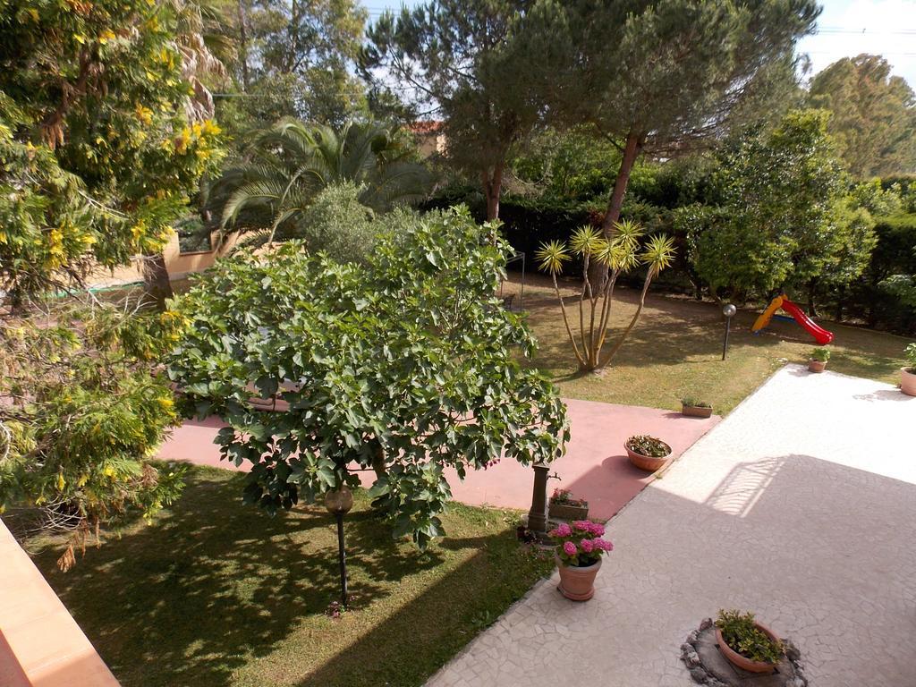 Hotel Villa Aurora Latina Zewnętrze zdjęcie