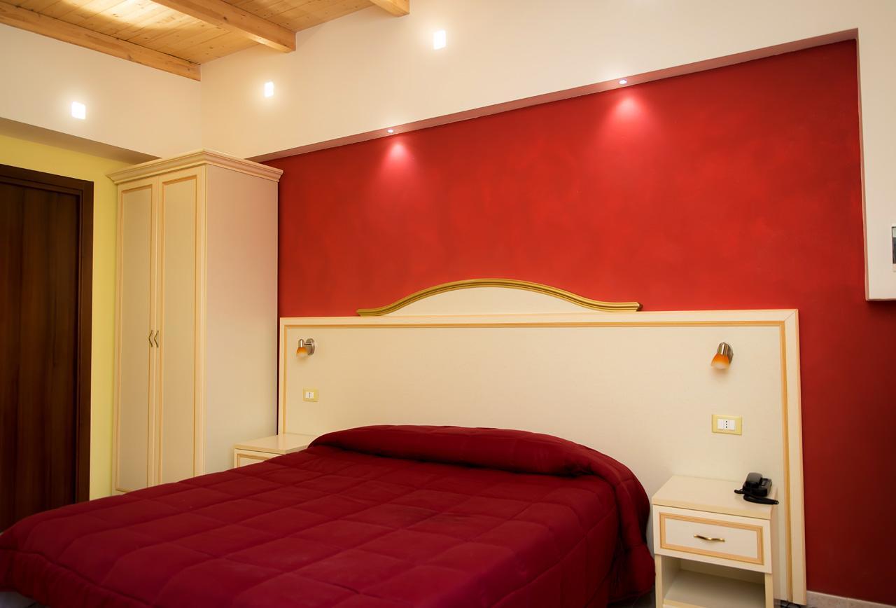 Hotel Villa Aurora Latina Zewnętrze zdjęcie