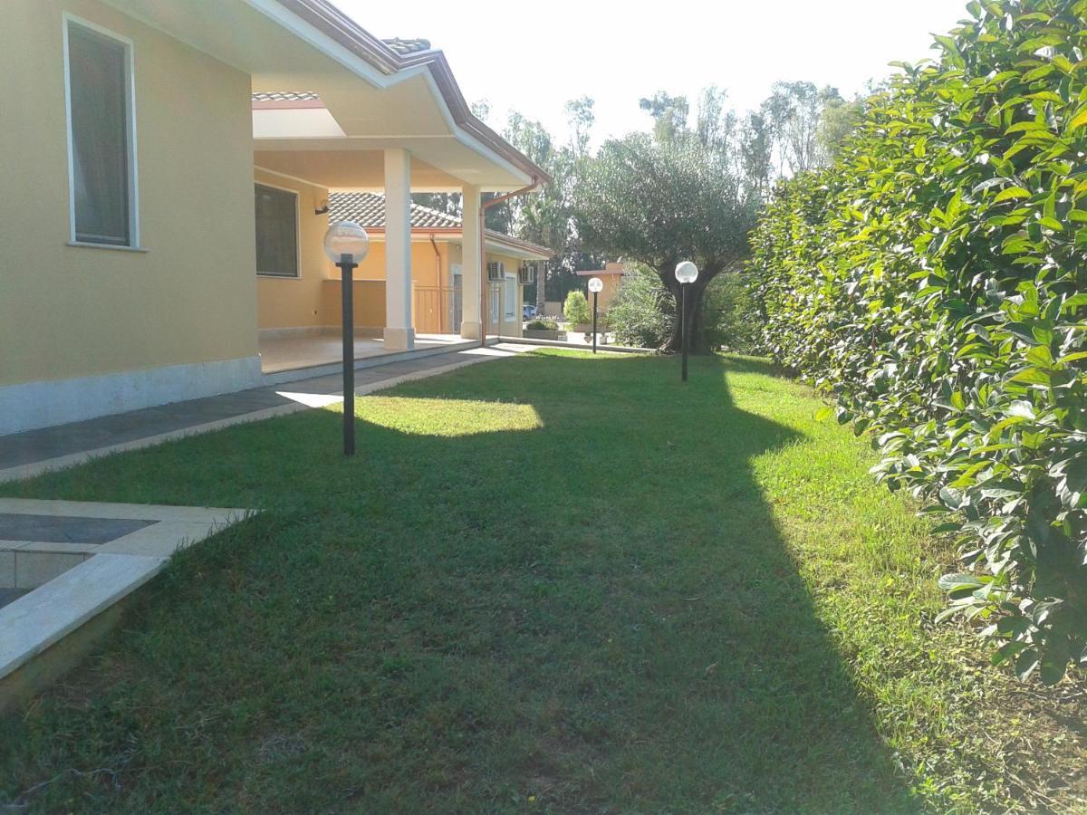 Hotel Villa Aurora Latina Zewnętrze zdjęcie